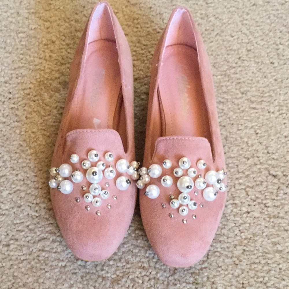Weeboo shoes NWOT